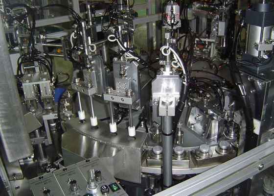 سعر جيد 380 فولت آلة تجميع المنتجات الطبية آلة تجميع الغطاء البلاستيكي الانترنت