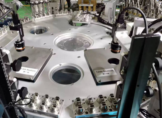 سعر جيد حياة خدمة طويلة الصفيحة التيتانيوم الصفيحة الصفيحة Euro Cap Assembly Machine لإنتاج عالية السرعة من الإغلاق الانترنت