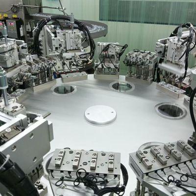 سعر جيد آلة تجميع غطاء التسريب التي يتم التحكم بها بواسطة PLC مع عرض متعدد اللغات والتي يمكن تشغيلها بسهولة. الانترنت