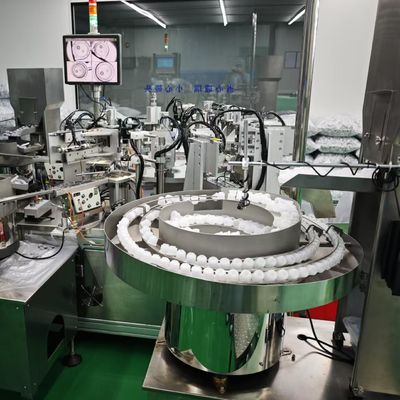 آلة تجميع غطاء حلقة سحب واحد تحكمها PLC مع شاشة متعددة اللغات التي تعمل بسهولة