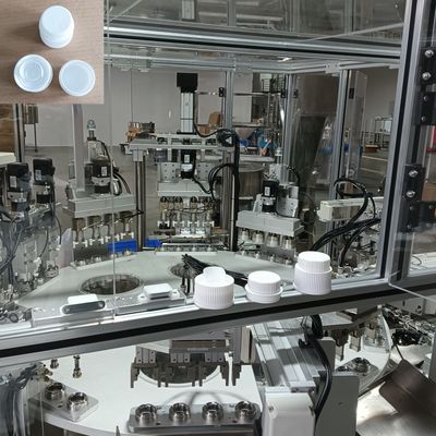 آلة تجميع مستلزمات الحياة اليومية ذات السعة المخصصة لآلة ربط غطاء زجاجة مسحوق الغسيل الأوتوماتيكية