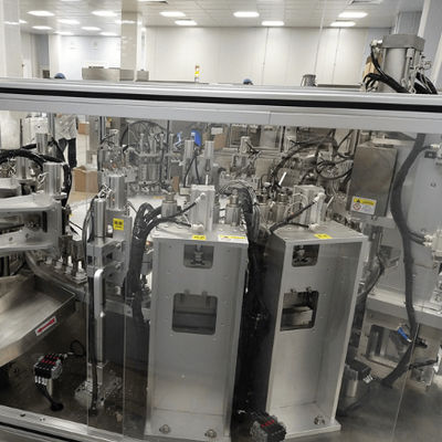 سعر جيد High-Speed Euro Cap Assembly Machine with 3600-1400pcs/hr Production and 0.6-0.8MPa Air Pressure for Infusion Caps الانترنت